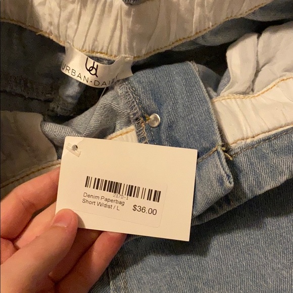 Urban Daizy Denim Paperbag Shorts - Picture 2 of 4